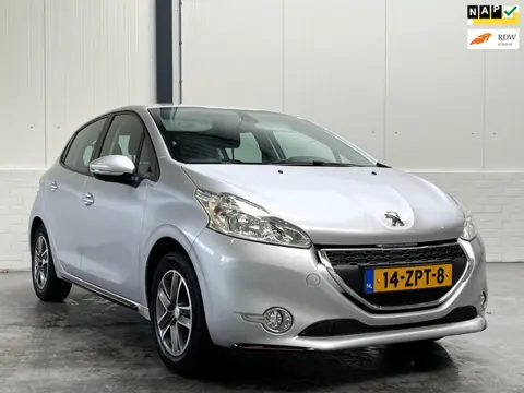 Peugeot 208 1.2 VTi Active Navi|P.D.C.|ECC|Cruise