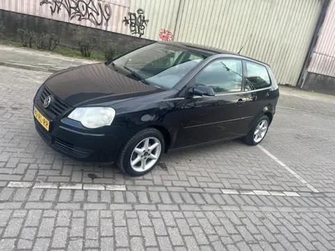 Volkswagen Polo 1.4-16V Turijn