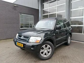 Mitsubishi Pajero 3.2 Di-D GLX HR | 4WD High-Low Gearing | Trekhaak | Cruise Control | Airco | Centr