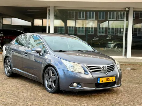 Toyota Avensis 1.8 VVTi Dynamic|NAV|Sublieme staat|Trekhaak|Origineel NL