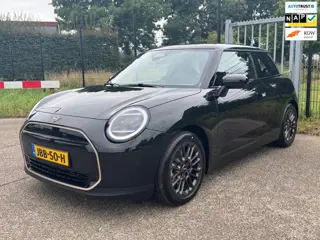 Mini Cooper E Favoured S 40.7 kWh Head Up Camera NIEUW