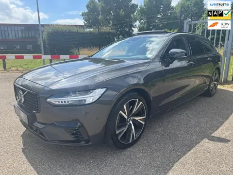 Volvo V90 2.0 T6 AWD Recharge R-Design Facelift Panodak 1eig Full LED Trekhaak