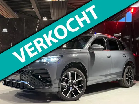 Volkswagen Tiguan 1.5 eTSI R-Line Pano|HUD|HMK|KEYL|CAM