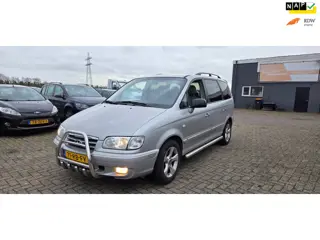 Hyundai Trajet 2.0 i CVVT Dynamic Motion 7 persoons apk 11-2026