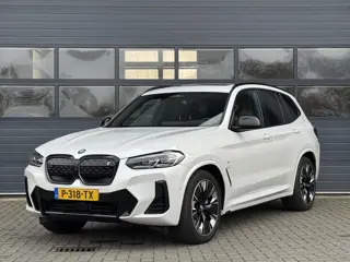 BMW IX3 HIGH EXECUTIVE 80 KWH I M-SPORT I 100% SOH I SCHUIF/KANTELDAK I SHADOW LINE PACK