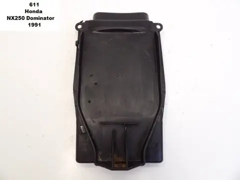 ACHTER SPATBORD Honda NX 250 Dominator 1988 - 1993
