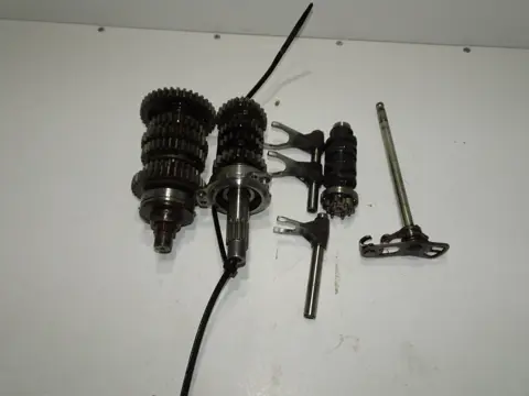 VERSNELLINGSBAK Yamaha XJ 600 Diversion 2008 - 2011