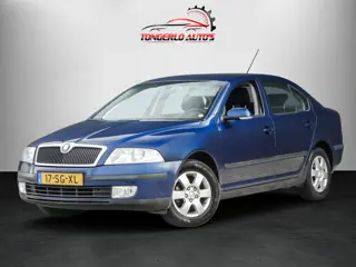 Skoda Octavia 1.6 FSI Elegance Clima Cruise Trekhaak apk 12-26