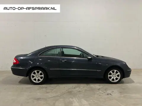Mercedes-Benz CLK-klasse Coupé 200 K. Elegance Automaat Leer Cruise Airco Stoelverw.