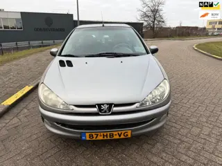 Peugeot 206 1.6-16V XT_Automaat_