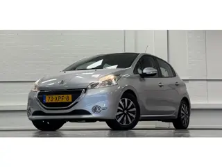 Peugeot 208 1.4 VTi Envy Navigatie Airco Nieuwe APK