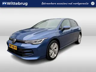 Volkswagen Golf 1.5 eHybrid Life Edition 17"LMV / App.Connect / Stoel-, stuurverwarming