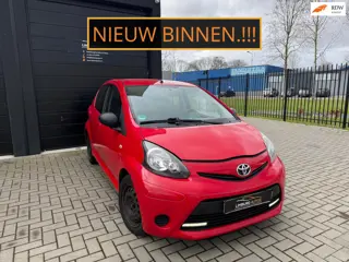 Toyota Aygo 1.0 VVT-i Now Airco Elek Ramen LED 2013