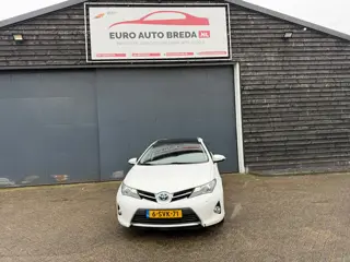 Toyota Auris Touring Sports 1.8 Hybrid Lease+