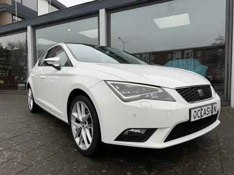 Seat Leon 1.2 TSI Style | Schuif kanteldak | Leder/alcantara | NW. Distributieriem