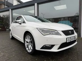 Seat Leon 1.2 TSI Style | Schuif kanteldak | Leder/alcantara | NW. Distributieriem