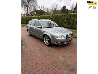 Audi A4 Avant 2.0 Pro Line Business NWE DIST NWE APK YOUNGTIMER!