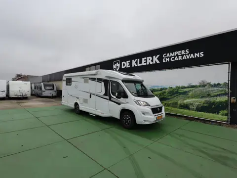Knaus SKY TI 700 MEG SILVER SELECTION Gratis Stalling