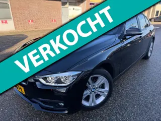 BMW 3-serie 318i 2017 HIGH EXECUTIVE AUTOMAAT NAP NAVI LUXE ZEER NETJES