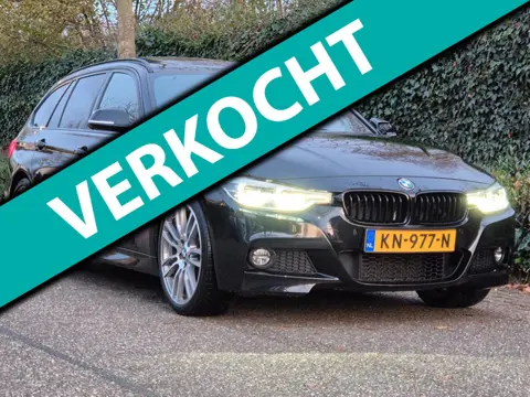 BMW 3-serie Touring M Sport X-drive Apple CarPlay Panorama dealer onderhouden NAP 320i xDrive M Spor