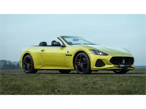 Maserati GranCabrio 4.7 Sport | AM Kleur | 1-1 | Carbon | Carplay