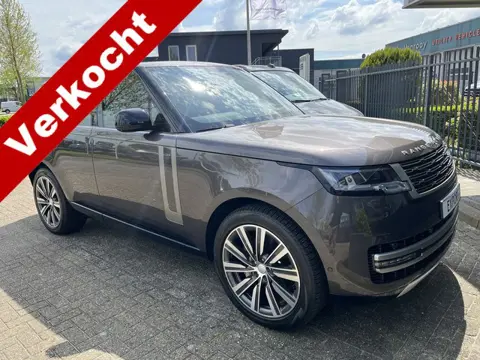 Land Rover Range Rover P400 3.0 400pk HSE Trekhaak + Luxe