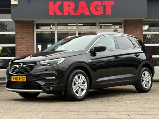 Opel Grandland X Business Elegance 1.6 Turbo 180 pk - AUTOMAAT - LED - winterpack - sportstoelen
