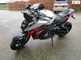 Suzuki Tour GSX-S1000 6-2024 16370km lichte val schade 1eig