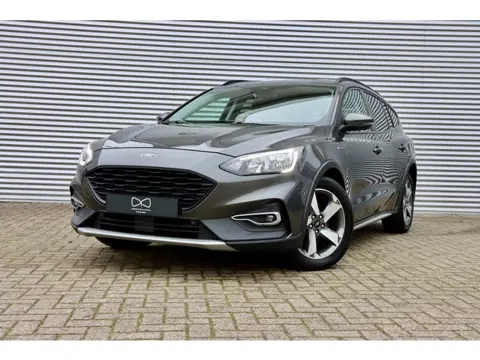 Ford Focus Wagon 1.0 EcoBoost Active Business Automaat | CAMERA | NAVIGATIE | CRUISE