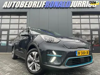 Kia E-Niro DynamicLine 64 kWh 3FASE/NL.Auto/SOH 96.9%/Camera/Carplay1Ste Eigenaar/Dealer onderhouden