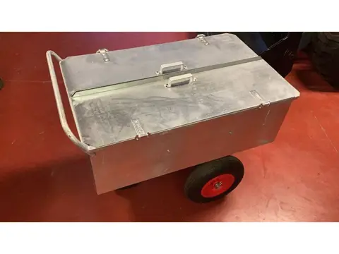 Horsmans verzinkte Voerwagen Voerkar