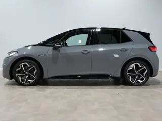 Volkswagen ID.3 204pk First Plus 58 kWh Camera Led Matrix 19"velgen Privacy glass 193