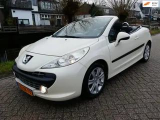 Peugeot 207 CC 1.6 VTi 120pk Automaat Airco PDC 157.000km Stoelverwarming