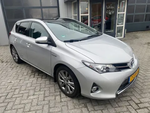 Toyota Auris 1.8 Hybrid Lease (bj 2015, automaat)