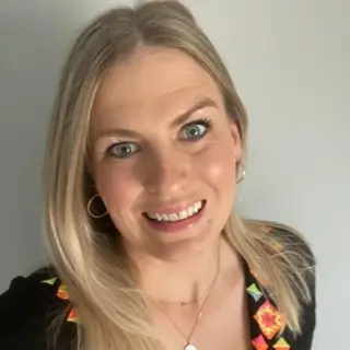 Ik ben het alleen zijn nu wel beu.