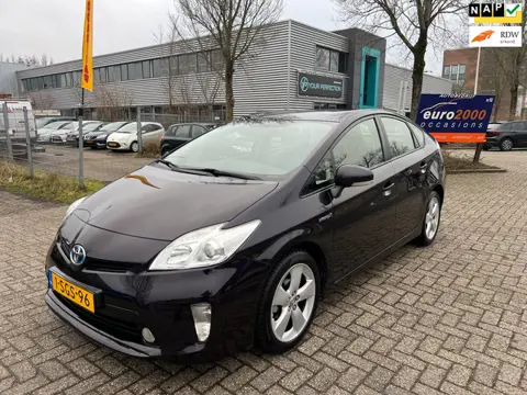 Toyota Prius 1.8 Business - NAVIGATIE - CAMERA - NETJES !