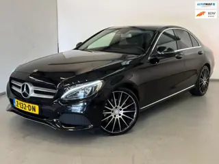 Mercedes-Benz C-klasse 180 / Sfeerverlichting / Stoelverwarming