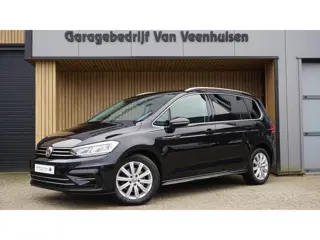 Volkswagen Touran 1.5 TSI 150PK 7-Zits DSG R-Line & Highline LED Keyless 17inch LM Stoel & Stuurverw