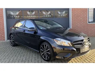 Mercedes-Benz A-klasse 180 Style NAVI PDC Dealer onderhouden