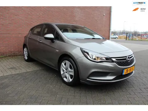 Opel Astra 1.0 eco Flex 105pk Edition Trekhaak Airco