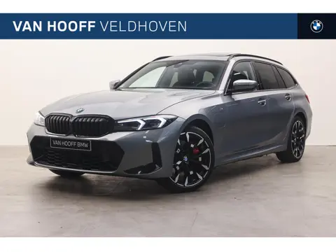 BMW 3 Serie Touring 330e M Sport Automaat / Panoramadak / Adaptieve LED / Comfort Access / Parking A