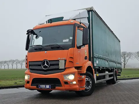 MERCEDES-BENZ ANTOS 1830 folding taillift