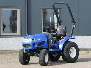 Iseki TM3267E 4wd / 0001 Draaiuren / Gazonbanden