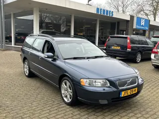 Volvo V70 2.4 170pk Edition Family Xenon (bj 2007)