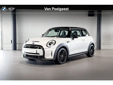 MINI Electric Classic  | Stoelverwarming | Achteruitrijcamera | Driving Assistant Plus |