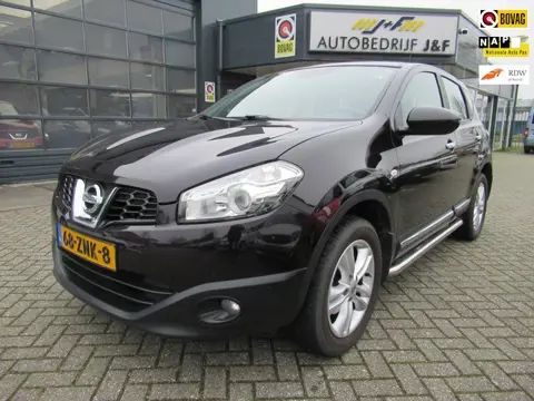 Nissan Qashqai 1.6 Acenta / AIRCO / PDC / SIDE BARS / 107.331km