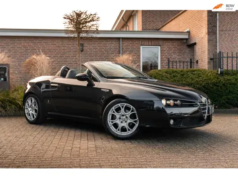 Alfa Romeo Spider 2.2 JTS 185 PK Xenon Leder BOSE Stoelverwarming Memory 18''