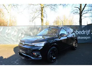Volkswagen TIGUAN 1.5 eHybrid |R-Line|Black Style|Panoramadak|HuD|Massage|Ambiance lightning|Automaa