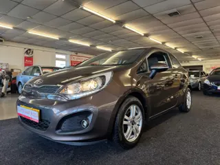 Kia RIO 1.2 CVVT Comfort Pack. Nwe apk bij aflevering, Bt, pdc en meer!