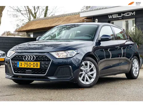 Audi A1 Sportback 30 TFSI Advanced Edition Automaat I Virtual Cockpit I CarPlay Climate I Cruise II 